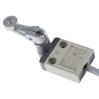 Omron D4C Series Roller Lever Limit Switch Metal Housing IP67 Rated 250V 