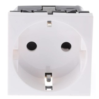Legrand 16A White 1 Gang Flush Mount Plug Socket Arteor Indoor Type F 5 721 18