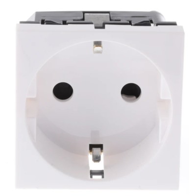 Legrand 16A White 1 Gang Flush Mount Plug Socket Arteor Indoor Type F 5 721 18