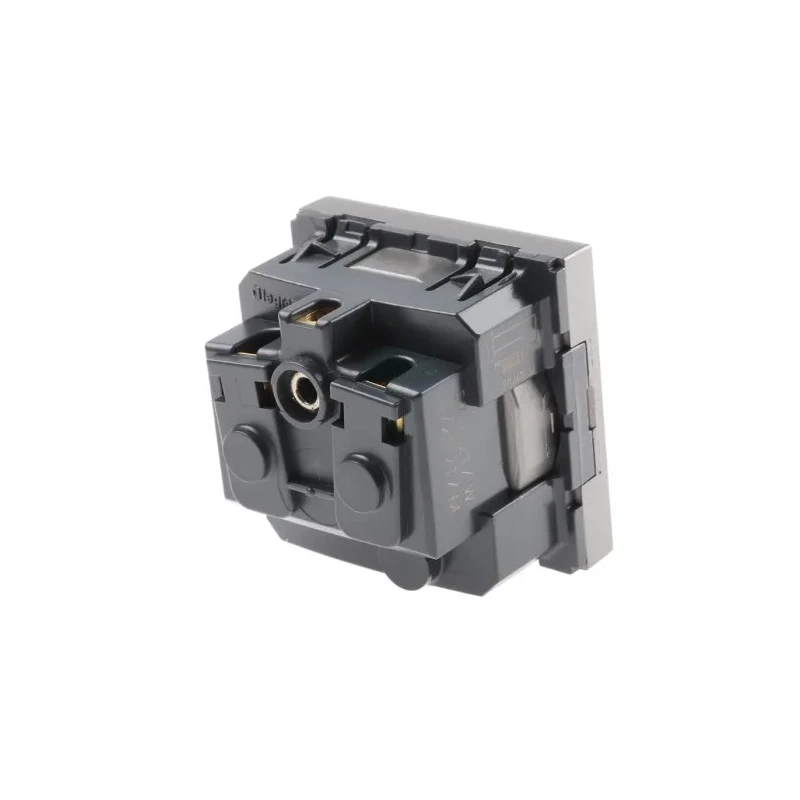 Legrand Arteor 16A 230V Indoor Plastic 1 Gang Flush Mount Type E Plug Socket 5 725 21