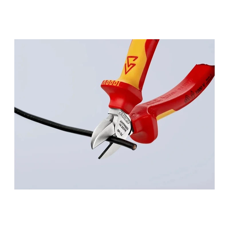 Knipex Side Cutter VDE 1000V Approved Diagonal Cutter, 140mm Overall Length, Jaw Width 11mm, Maximum Cutting 70 06 140