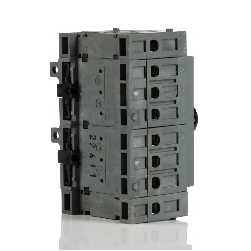 ABB 4-Pole DIN Rail Non-Fused Isolator Switch, 16A, 7.5 kW, 690V AC, IP20 OT16F4C 1SCA104831R1001