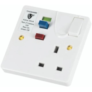Timeguard 13A Active 1 RCD Socket Thermoset Screw Switched White 230V ac RCD01