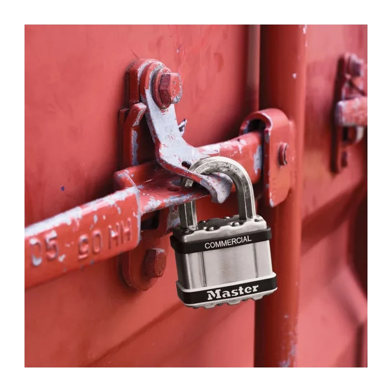 Master Lock Keyed Stainless Steel Padlock Weatherproof 8 mm Shackle Diameter 25 mm Length 44 mm Width M1STS