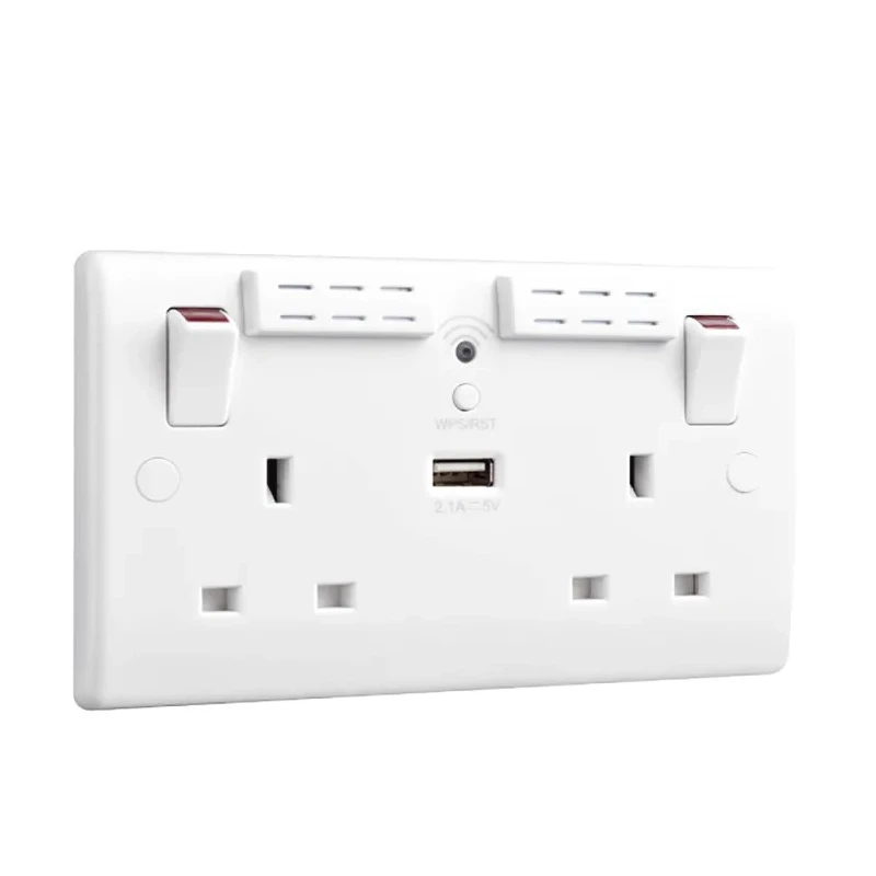 BG Electrical 13A White 2 Gang Power Socket Type G British USB 240V 822UWR