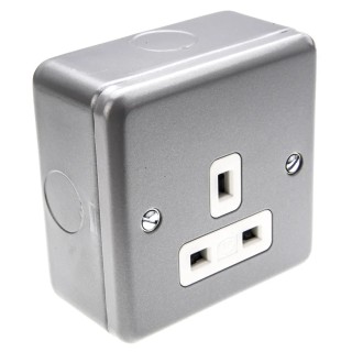 MK Electric 13A Grey 1 Gang Plug Socket Metalclad Plus Indoor Type G 230V Screwless Surface Flush Mount K848 ALM