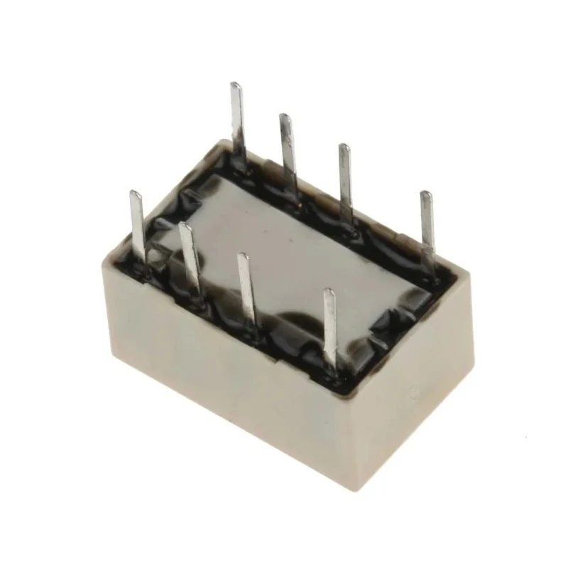 Omron PCB Signal Relay 24V DC Coil, 1A Switching Current, DPDT Contact Configuration G6K-2P-Y 24DC
