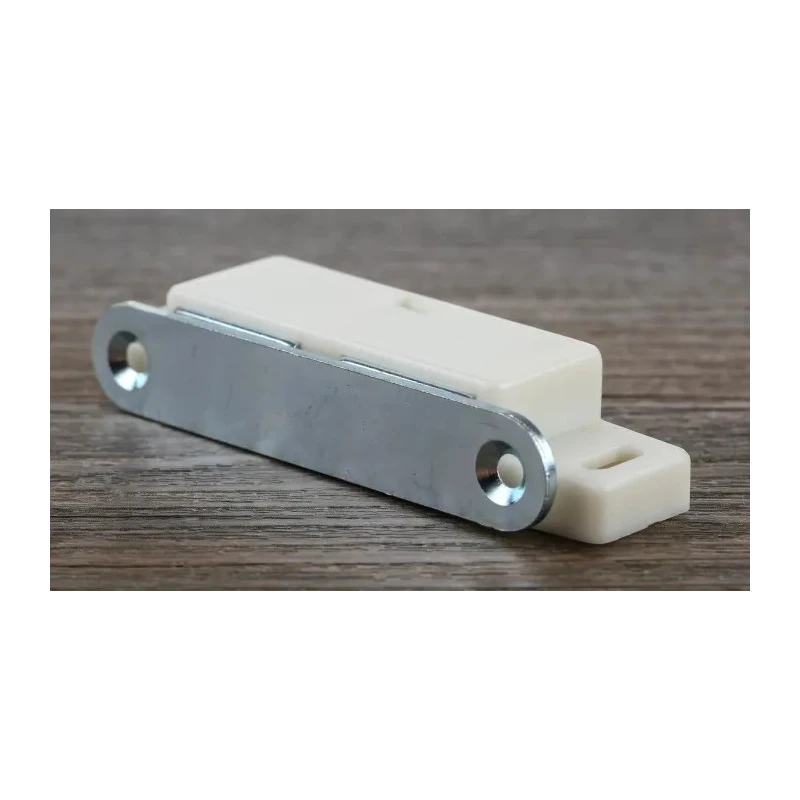 RS PRO Magnetic Catch Smooth Plastic and Steel 73.9mm Length 17.2mm Width 5.5kg Force 665-9954