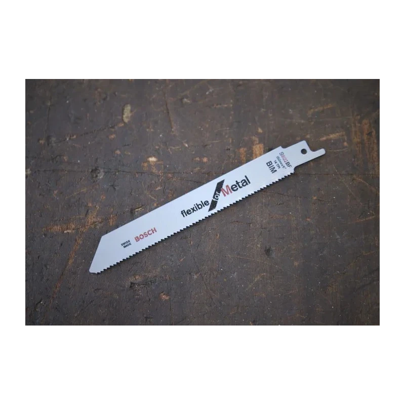 Bosch Reciprocating Saw Blade 5-Piece Bi-Metal for Metal Cutting, 14 Teeth Per Inch 2608656014