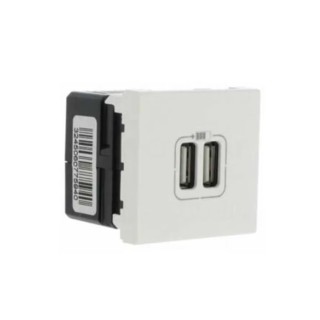 Legrand White 2 Gang USB Socket MOSAIC Indoor 1.5A 100-240V AC 0 775 94