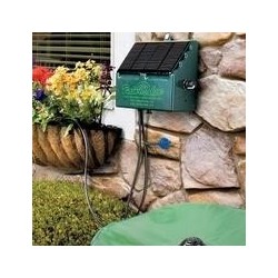 solar-rainmaker-automatic-plant-watering-system-8677