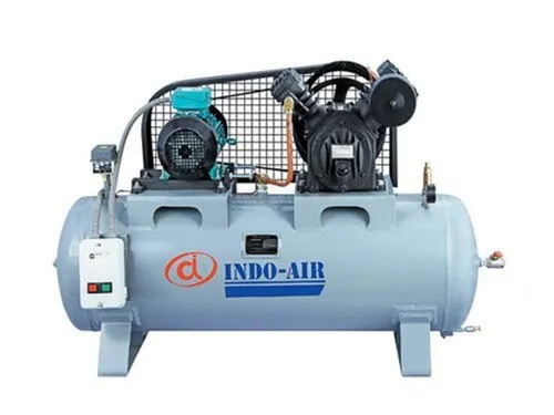 Two-stage screw compressor with water cooling system (courtesy of