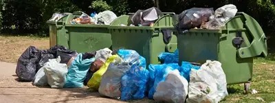 Garbage Dustbins & Garbage Bags